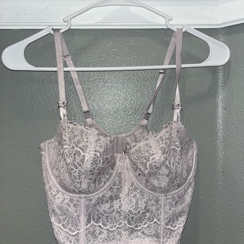 NWOT Victoria's Secret Lace Bustier in Light Gray SIZE 36C